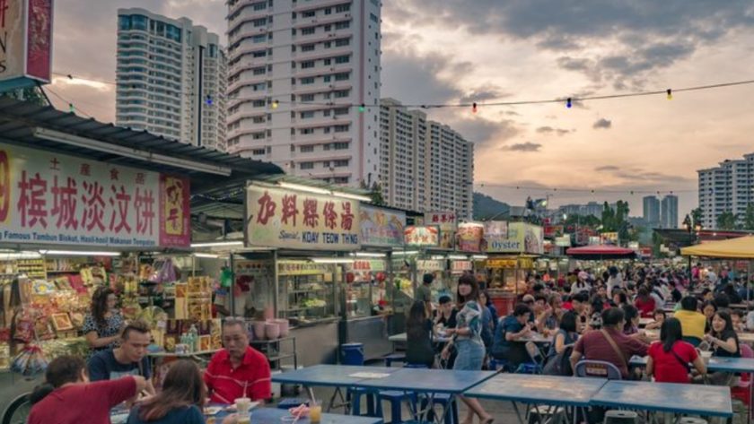1200x600-best-places-to-visit-in-penang-with-family-gurney-drive-hawker-food-centre