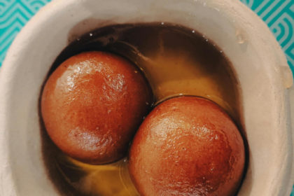 gulab jamun, a very popular deepavali food