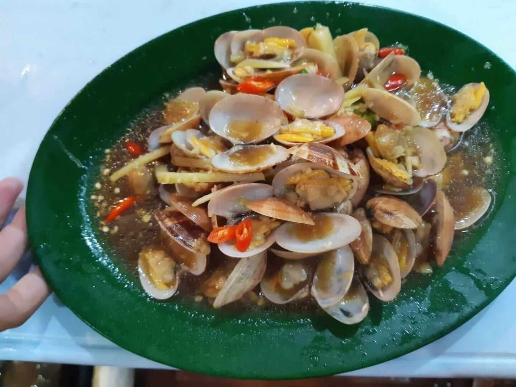 plate of clams, delicious and best portuguese food in melaka