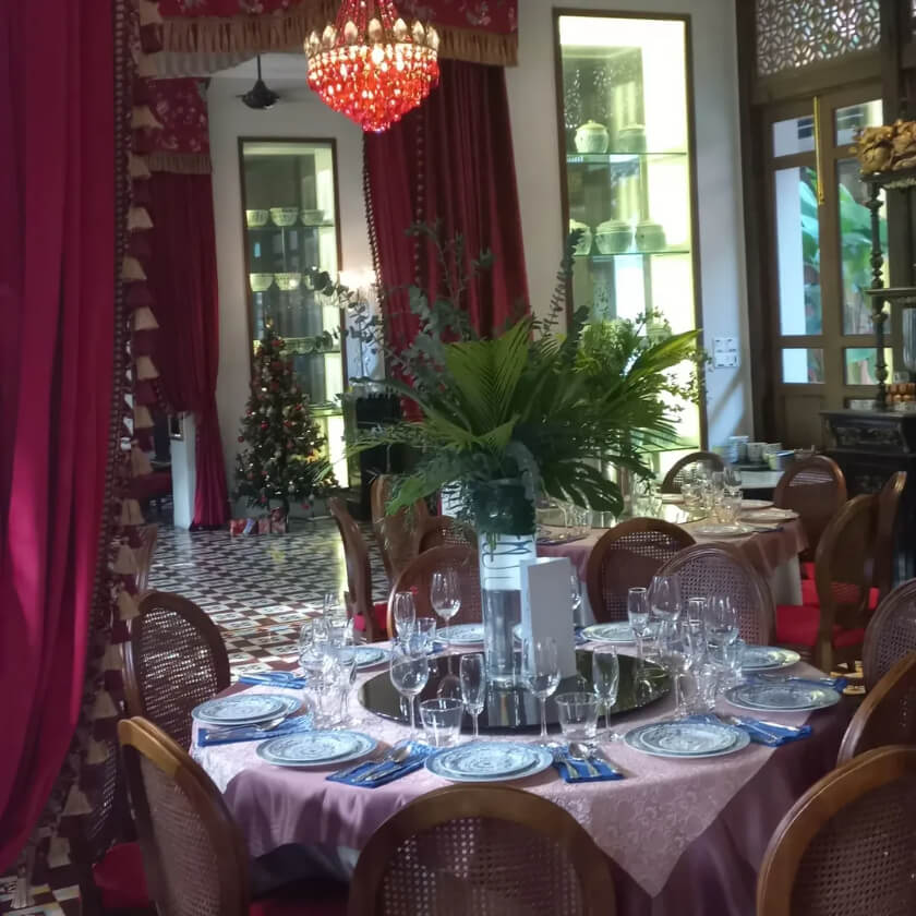 Table setting at Kebaya, a fancy romantic restaurant in Penang